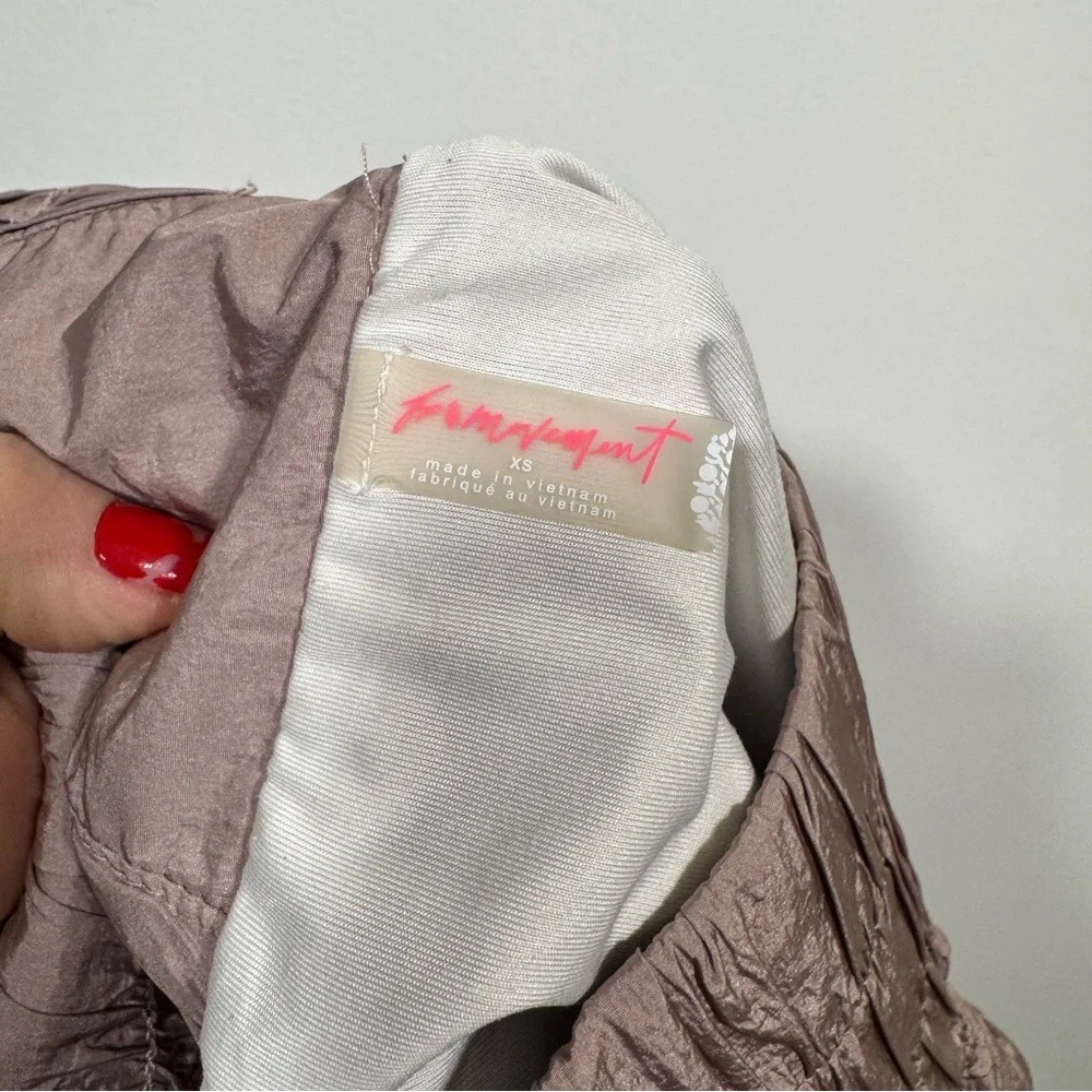 Free People Movement High Waisted Shorts size XS Pink - Picture 7 of 7